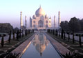 20.000 ouvriers participèrent à l'ouvrage. Taj Mahal, Uttar Pradesh, Inde. 